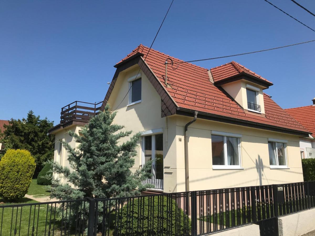 Hauszeit - Zeit Fuer Dich - Zeit Am See Neufeld an der Leitha Ngoại thất bức ảnh